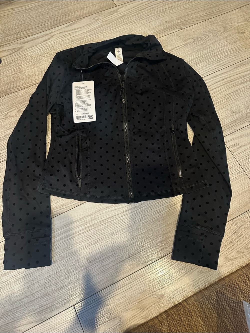 Lululemon Black Polka Dot Jacket & Short Set 10 - Picture 2 of 5